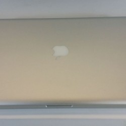 MacBook Pro 17 2011 i7 8 Go‏